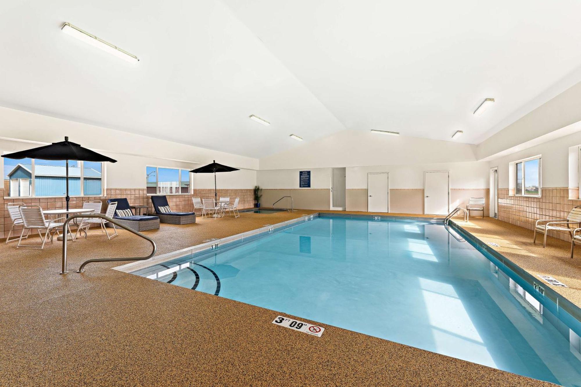 Best Western Vermillion Inn מראה חיצוני תמונה