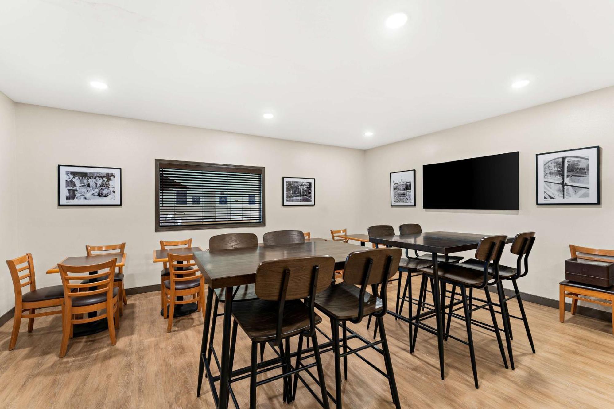 Best Western Vermillion Inn מראה חיצוני תמונה