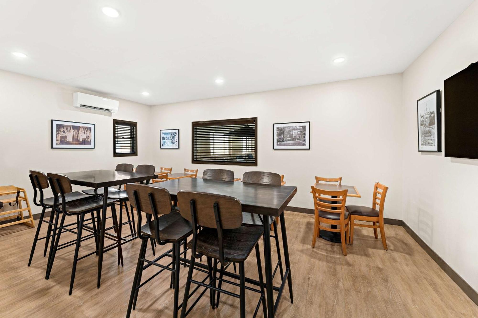 Best Western Vermillion Inn מראה חיצוני תמונה