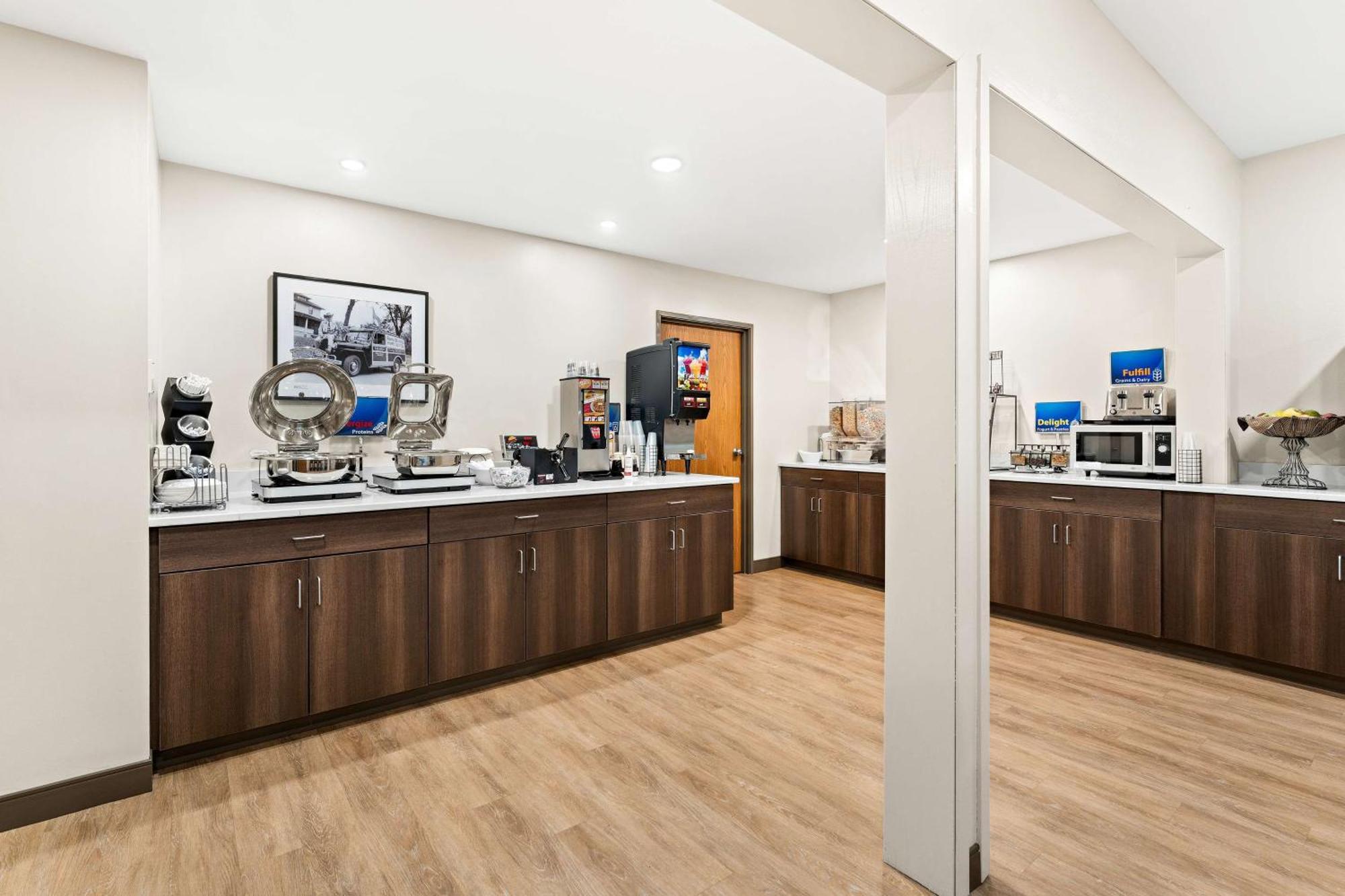 Best Western Vermillion Inn מראה חיצוני תמונה
