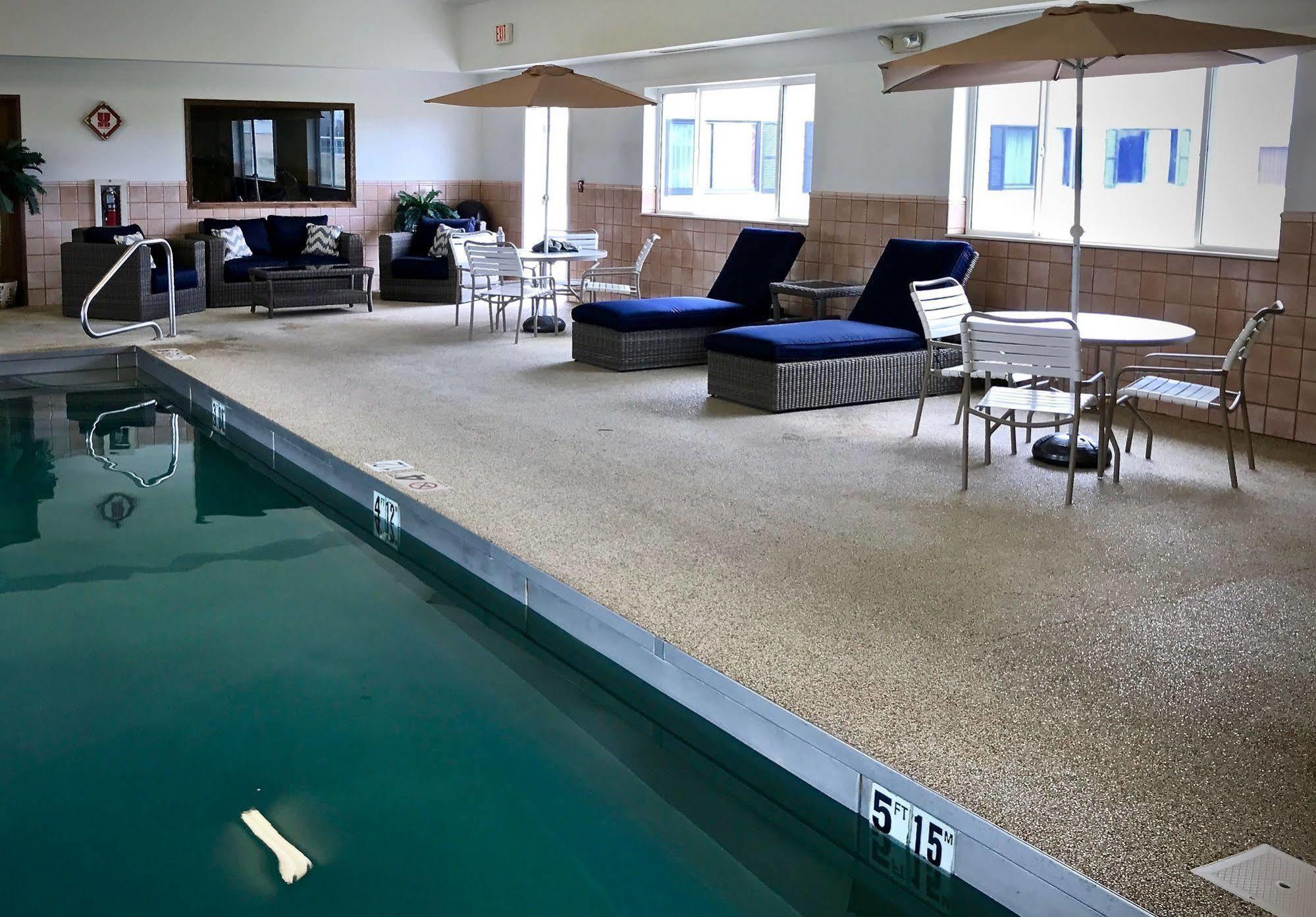 Best Western Vermillion Inn מראה חיצוני תמונה